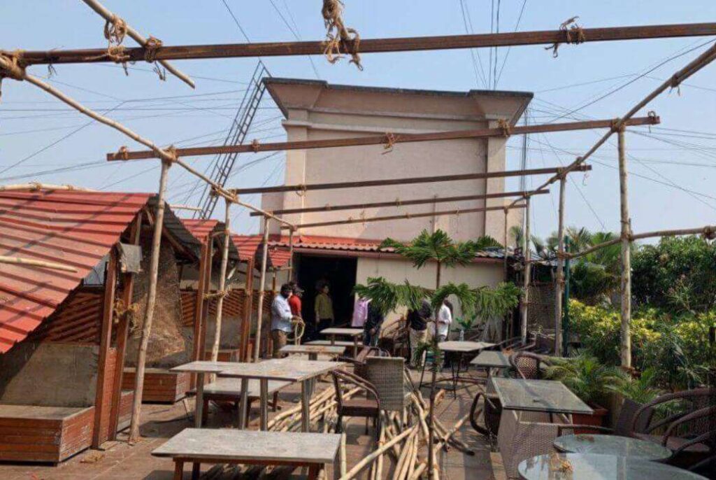 Pune Municipal Corporation Demolishes Unauthorized Rooftop Hotel In Mohammadwadi