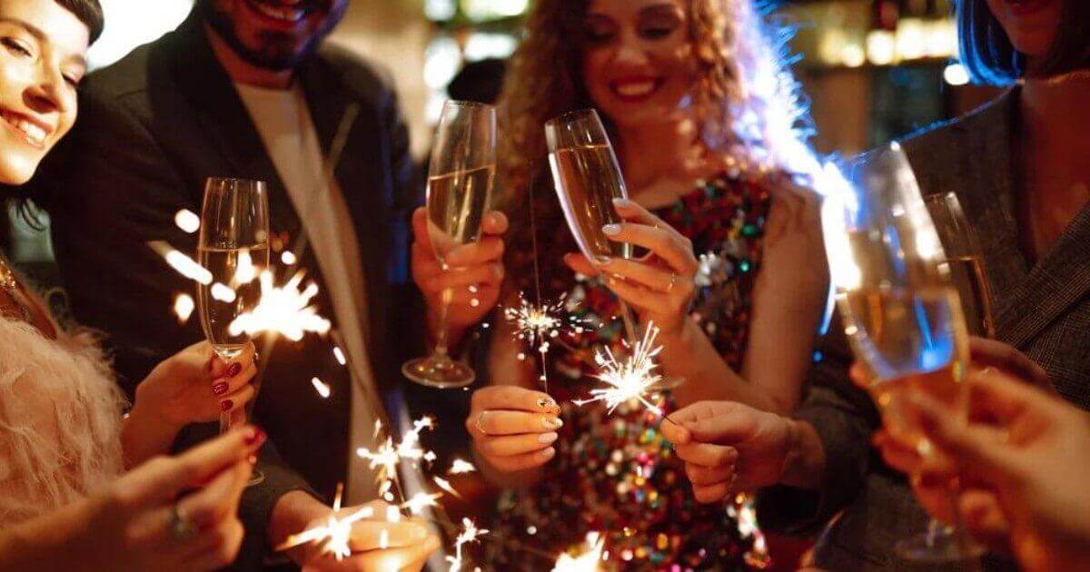 Restaurants and bars to remain open through the nights of 24, 25 and 31 December in Pune