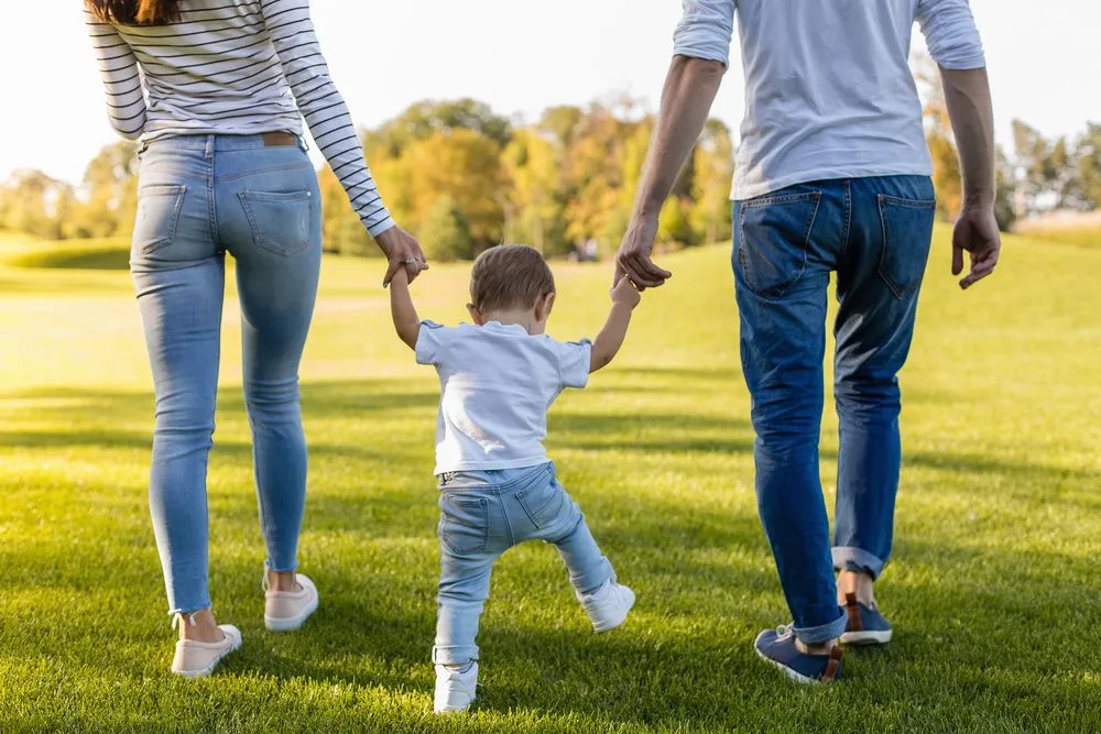 Extremely Common Myths About Raising Single Children