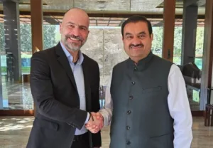 Uber CEO Dara Khosrowshahi Explores Collaborations with Adani Group for India's Green Future