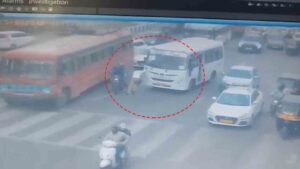 Pune Traffic Police Push Broken-Down Bus To Clear Road