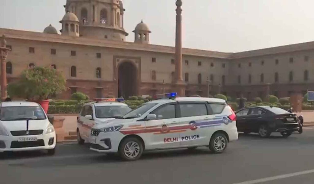 New Delhi: Home Ministry Receives Bomb Threat, Nothing Found In Searches