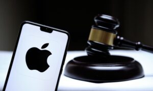 Apple Sued By Female Employees Over Gender Pay Disparities and Discrimination