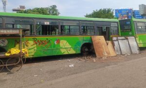 Pune Pulse Impact: Meeting Held With PMPML To Discuss Fate Of 70 Defunct Buses Lying In Aundh Bus Depot 