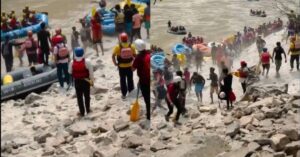 Watch: Viral Video Shows Violent Clash Between Tourists and Rafting Guides in Rishikesh