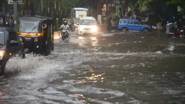 Pune Set for Heavy Rainfall as IMD Issues Orange Alert for Ghats