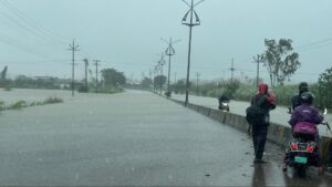 Heavy Rainfall Causes Rising Water Levels and Disruptions in Kolhapur District
