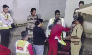 On Cam, Airport Clash: SpiceJet Staffer Arrested for Slapping CISF Officer, Alleges 'Sexual Harassment'