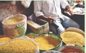 Price of Chana, Tur and Urad in major mandis declined by up to 4% in past one month, reveals GoI